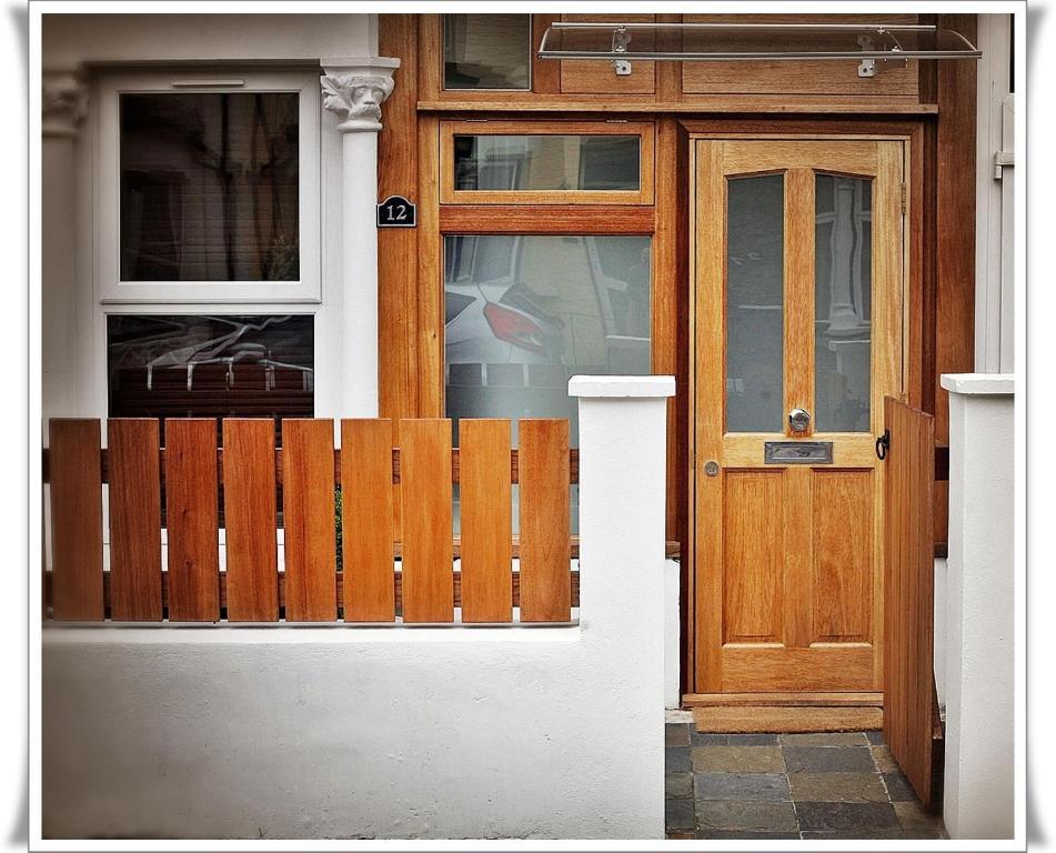London Malvern Road Rooms To Let Номер фото