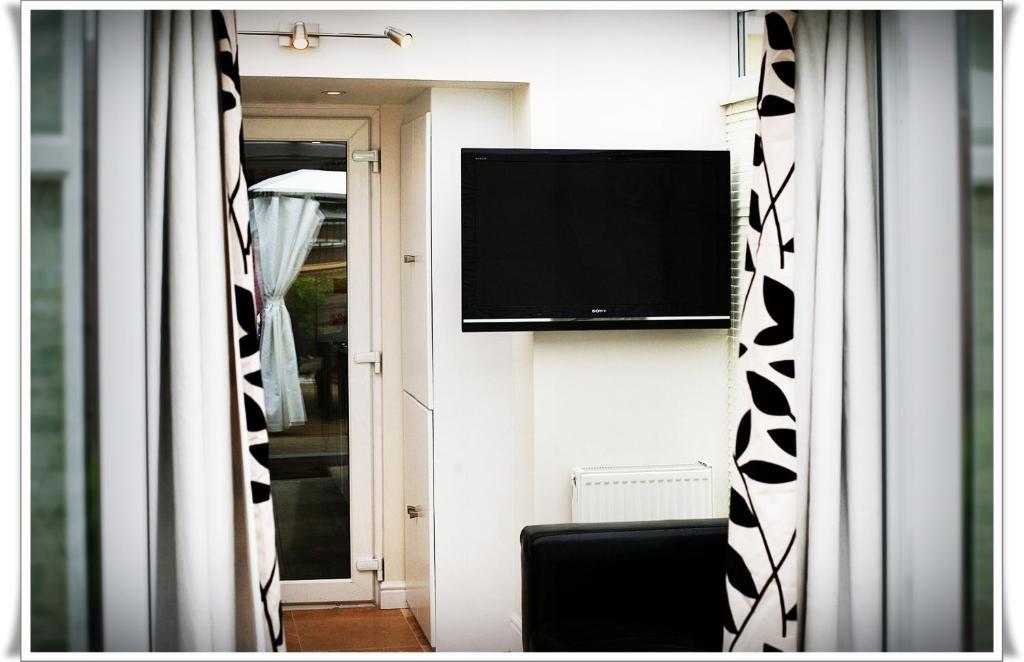 London Malvern Road Rooms To Let Номер фото